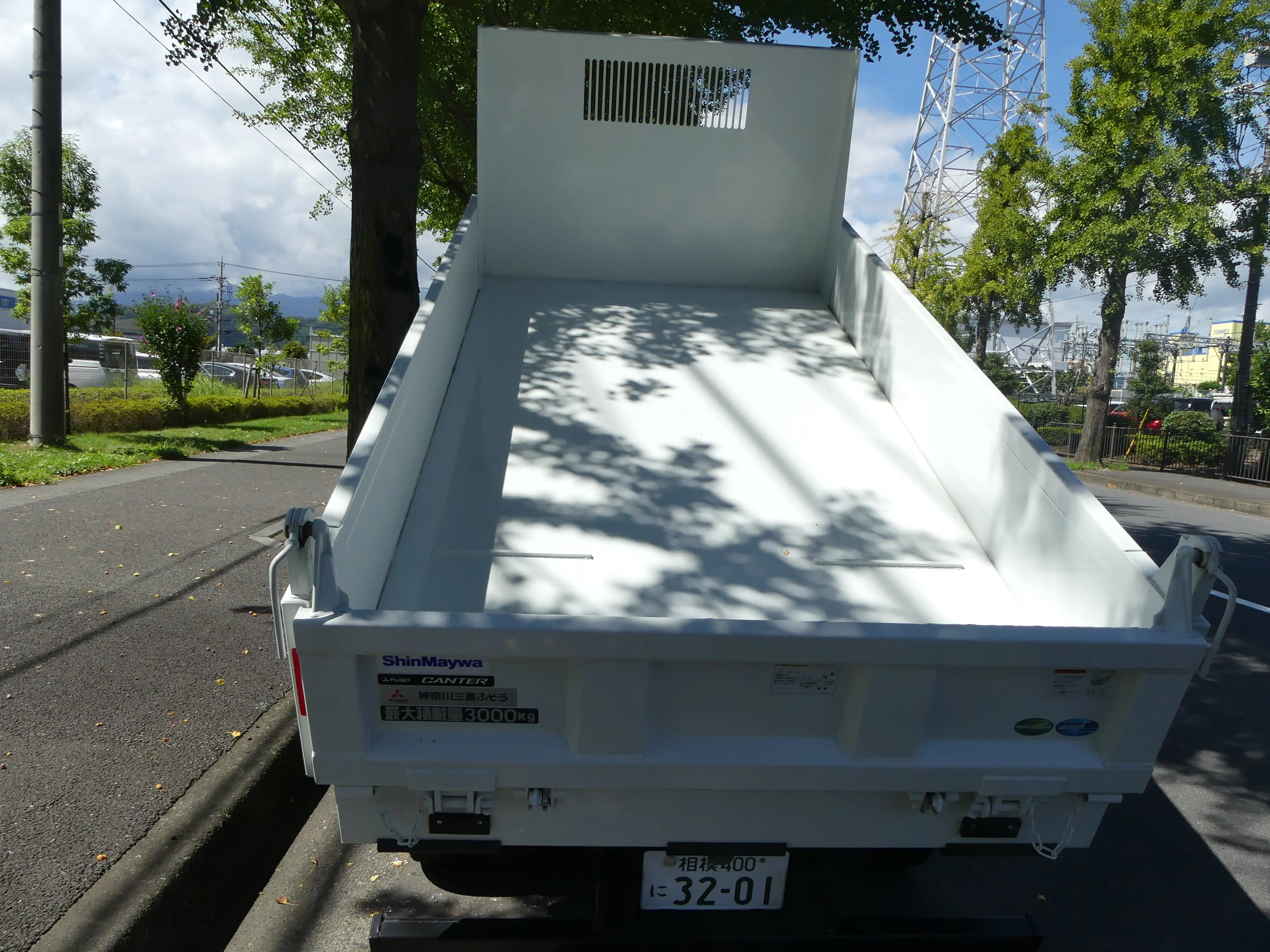 令和04年09月中古小型ダンプ三菱ふそうキャンターの画像6