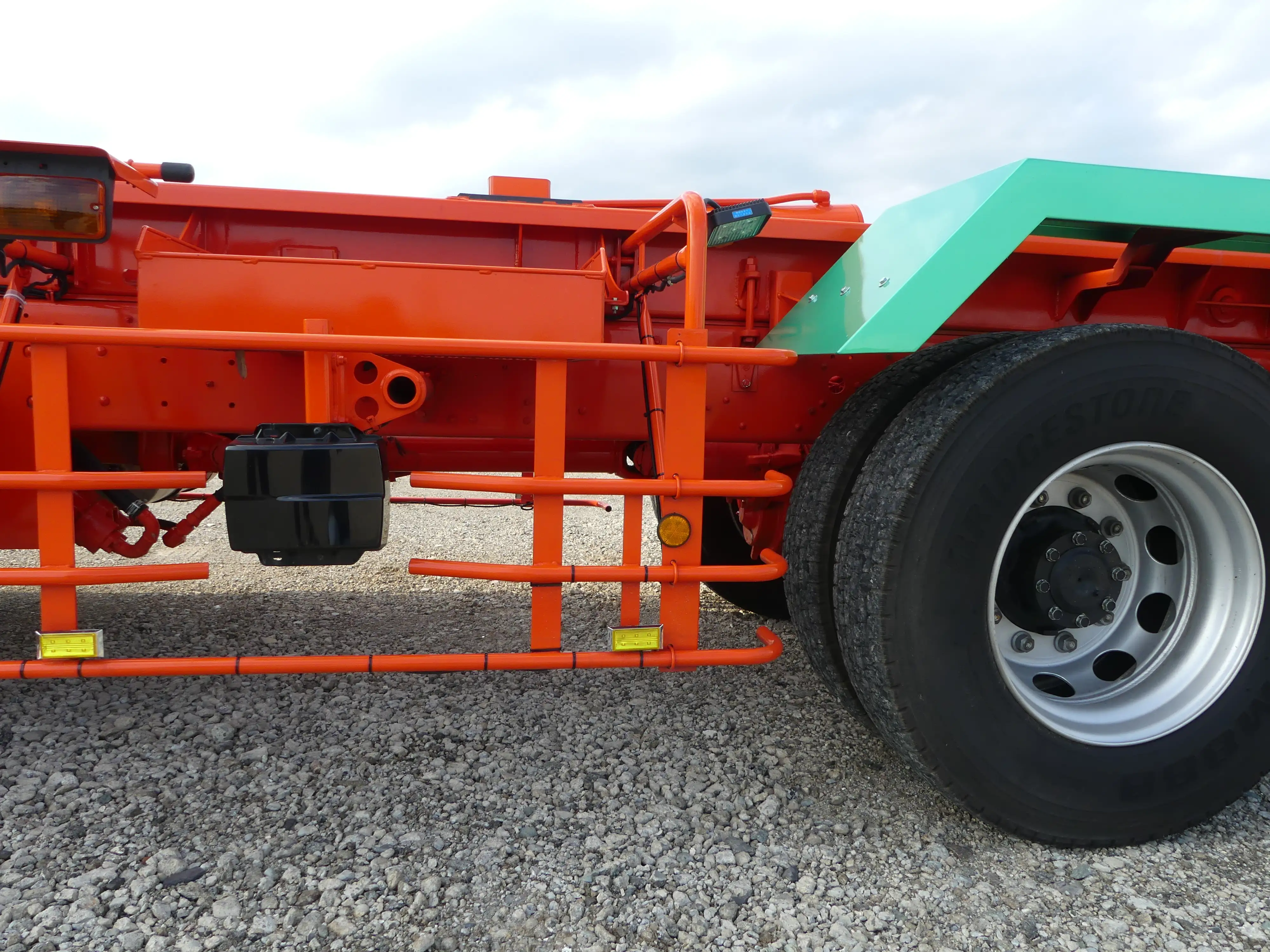 令和05年03月中古大型ミキサー車・高所作業車・その他特装車三菱ふそうスーパーグレートの画像19