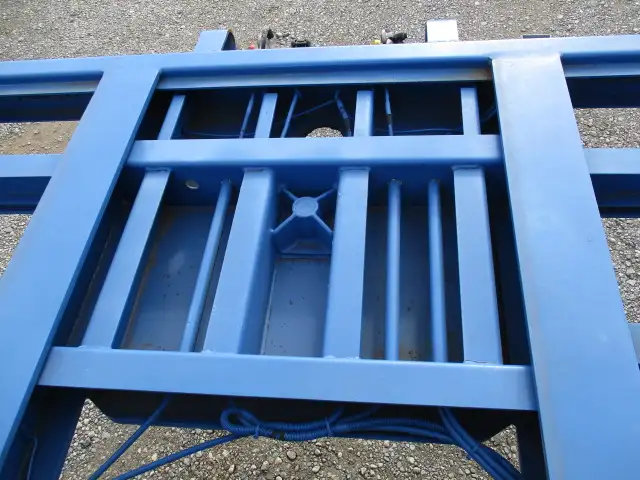 平成30年　フルハーフ　31Ft、20Ftコンテナ兼用シャシ　2軸リーフサス　積載：20,700kg　第五輪：6,960㎏以上の画像21