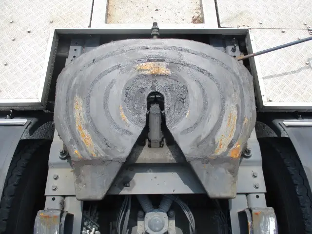 ☆車検付R8.3.13☆ 平成30年 UDトラックス トラクタ 460馬力 AT 第五輪:11,500kgの画像25