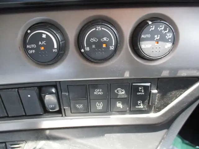 ☆車検付R8.3.13☆ 平成30年 UDトラックス トラクタ 460馬力 AT 第五輪:11,500kgの画像41