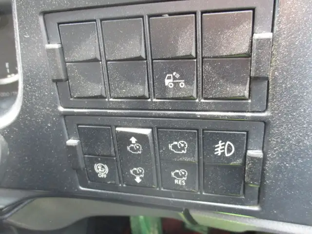 ☆車検付R8.3.13☆ 平成30年 UDトラックス トラクタ 460馬力 AT 第五輪:11,500kgの画像43