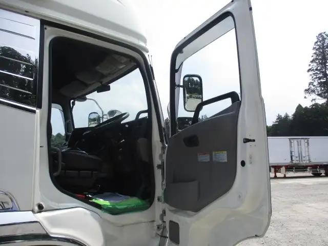 ☆車検付R8.3.13☆ 平成30年 UDトラックス トラクタ 460馬力 AT 第五輪:11,500kgの画像45