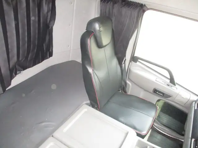 ☆車検付R8.3.13☆ 平成30年 UDトラックス トラクタ 460馬力 AT 第五輪:11,500kgの画像46