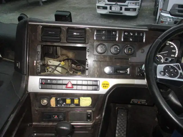 令和01年/平成31年00月中古大型ダンプ三菱ふそうスーパーグレートの画像38