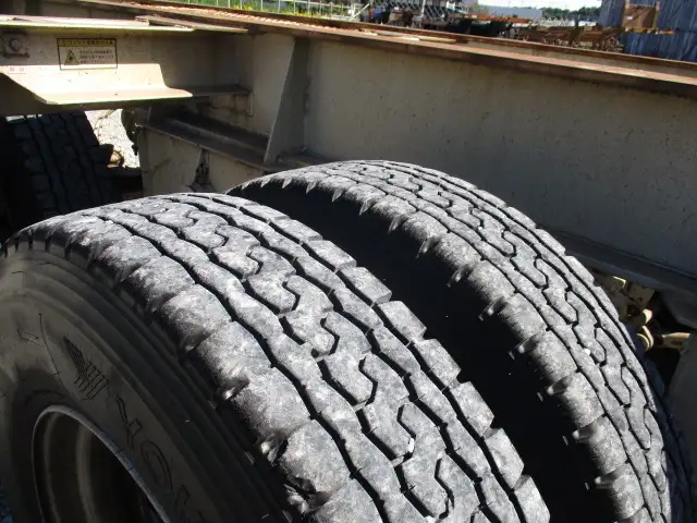 平成25年01月中古大型コンテナシャーシー日本フルハーフフルハーフの画像32