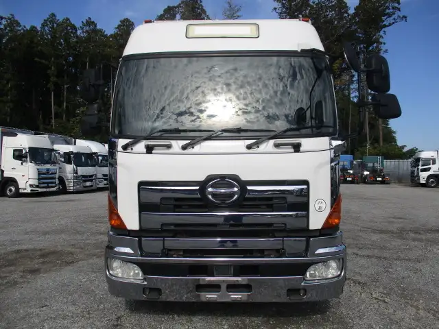 平成26年09月中古大型アルミバン・ウィング日野プロフィアの画像2