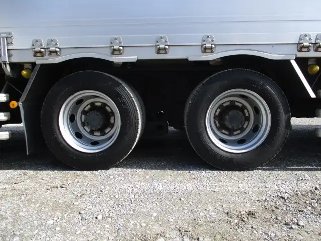 平成26年09月中古大型アルミバン・ウィング日野プロフィアの画像12