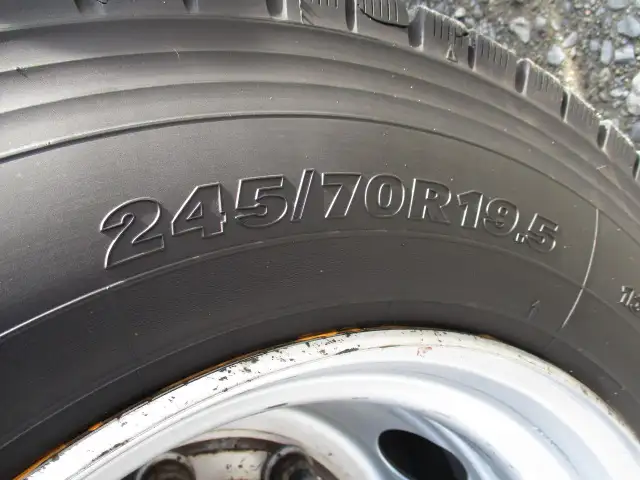 平成26年09月中古大型アルミバン・ウィング日野プロフィアの画像13