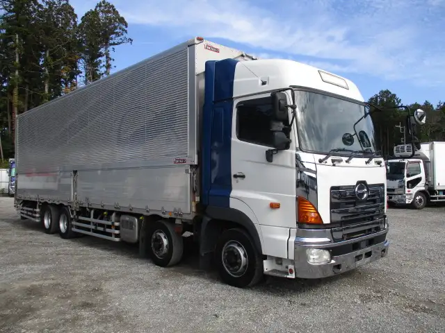 平成26年09月中古大型アルミバン・ウィング日野プロフィアの画像3