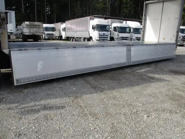 平成26年09月中古大型アルミバン・ウィング日野プロフィアの画像33