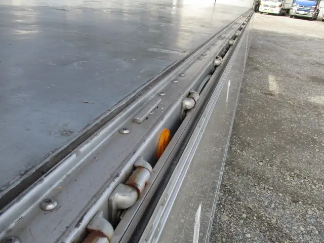 平成26年09月中古大型アルミバン・ウィング日野プロフィアの画像34