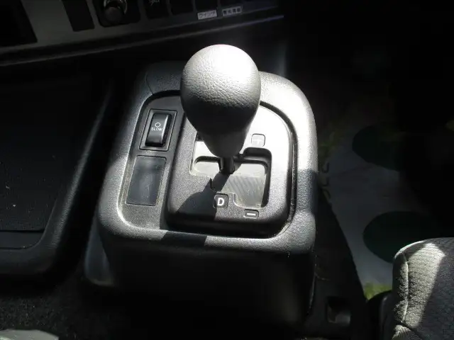 平成26年09月中古大型アルミバン・ウィング日野プロフィアの画像42