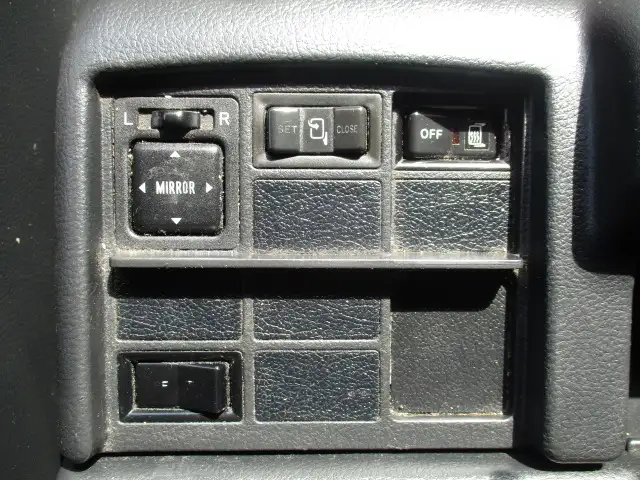 平成26年09月中古大型アルミバン・ウィング日野プロフィアの画像43