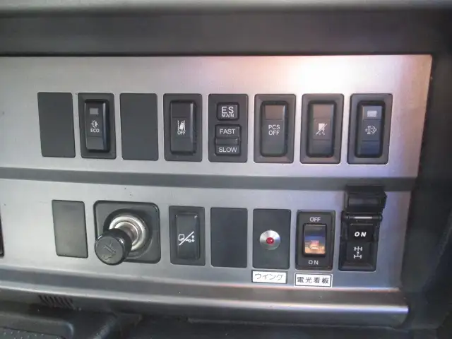 平成26年09月中古大型アルミバン・ウィング日野プロフィアの画像45