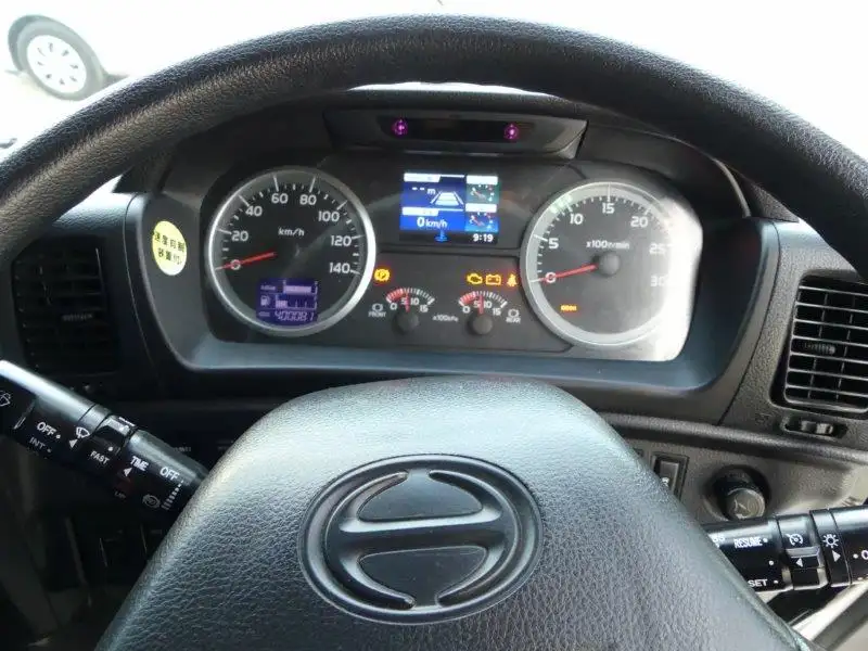 平成28年11月中古大型アルミバン・ウィング日野プロフィアの画像9