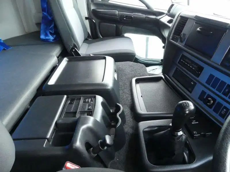 平成28年11月中古大型アルミバン・ウィング日野プロフィアの画像10