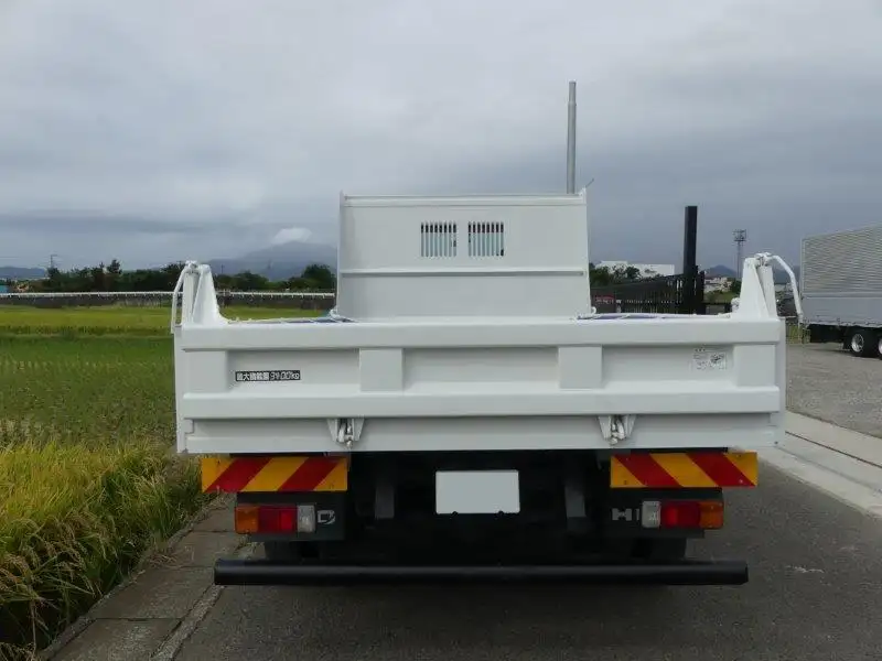 平成30年11月中古中型ダンプ日野レンジャーの画像4