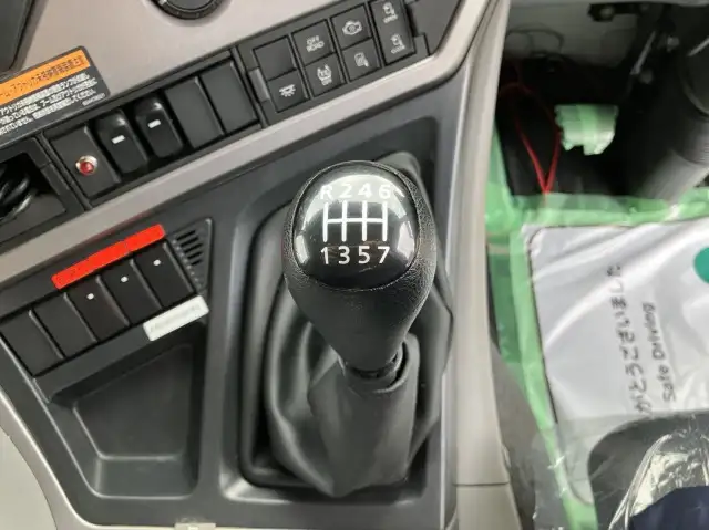 令和01年/平成31年08月中古大型クレーン付日産UDクオンの画像47