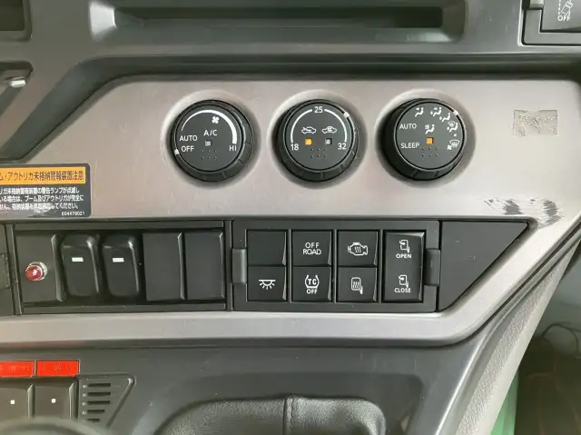 令和01年/平成31年08月中古大型クレーン付日産UDクオンの画像51