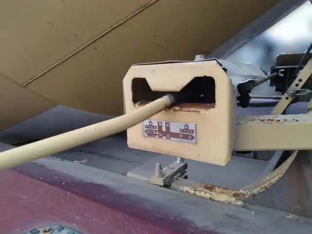 平成23年08月中古大型ミキサー車・高所作業車・その他特装車日野プロフィアの画像27