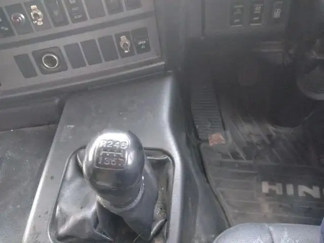 平成23年08月中古大型ミキサー車・高所作業車・その他特装車日野プロフィアの画像10