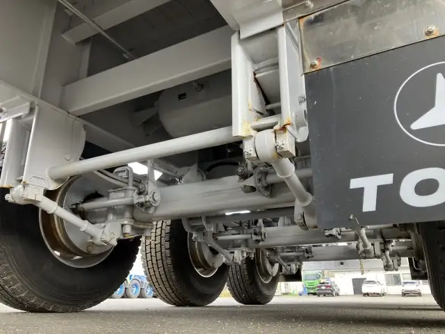 ☆車検付き(R7.10.27)☆ 令和5年 東邦 13M3軸フラットトレーラー シングル引き スーパーシングル 積載:29,000㎏ 第五輪:10,570㎏以上の画像15