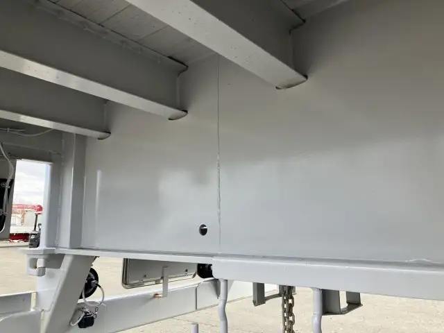 ☆車検付き(R7.10.27)☆ 令和5年 東邦 13M3軸フラットトレーラー シングル引き スーパーシングル 積載:29,000㎏ 第五輪:10,570㎏以上の画像19