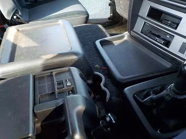 平成24年02月中古大型トラクタヘッド日野日野の画像39