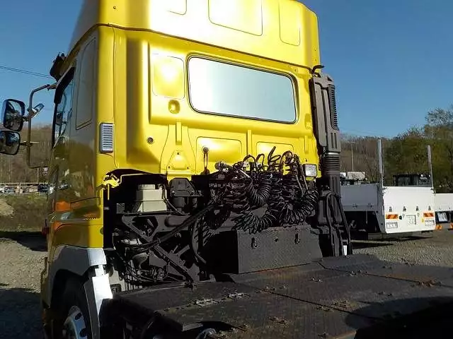 平成24年02月中古大型トラクタヘッド日野日野の画像9