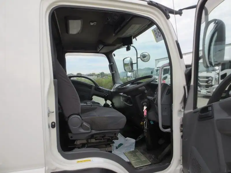 平成29年11月中古中型アルミバン・ウィングいすゞフォワードの画像30