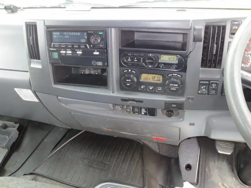 平成29年11月中古中型アルミバン・ウィングいすゞフォワードの画像36