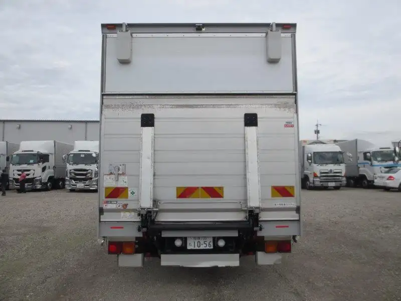 平成29年11月中古中型アルミバン・ウィングいすゞフォワードの画像8