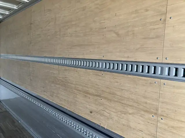 令和05年02月中古中型アルミバン・ウィングいすゞフォワードの画像22