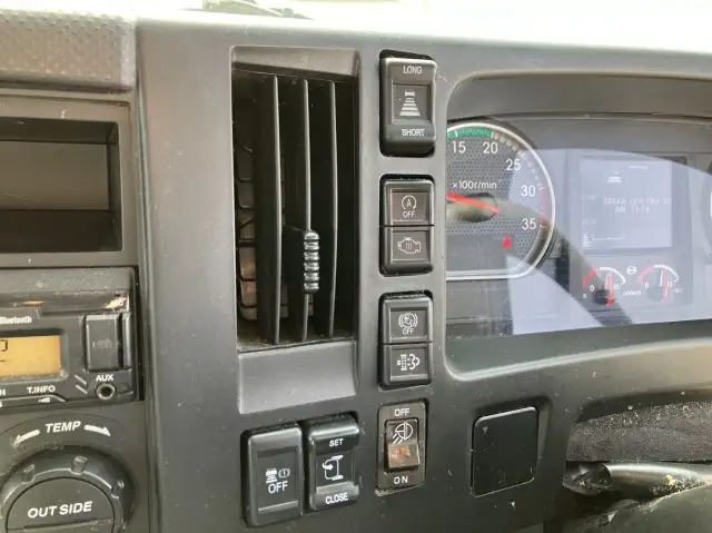 令和05年02月中古中型アルミバン・ウィングいすゞフォワードの画像51