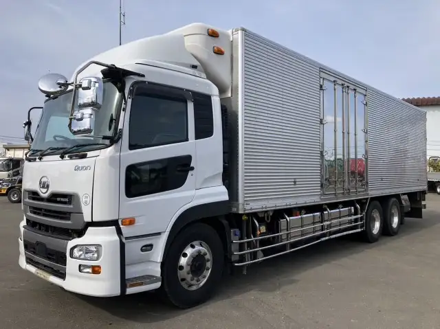 平成28年02月中古大型冷凍バン・ウィング日産UDクオンの画像1