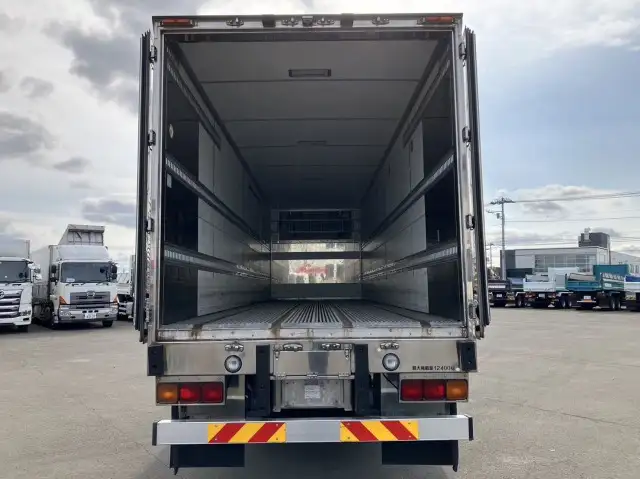 平成28年02月中古大型冷凍バン・ウィング日産UDクオンの画像14