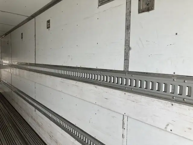 平成28年02月中古大型冷凍バン・ウィング日産UDクオンの画像18