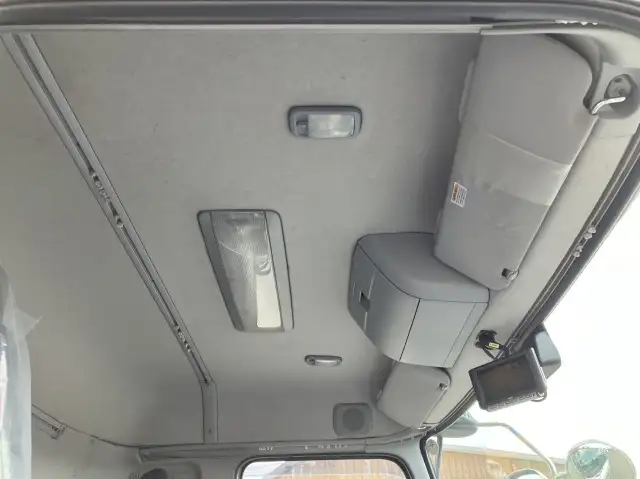 平成28年02月中古大型冷凍バン・ウィング日産UDクオンの画像44