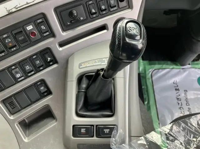 平成28年02月中古大型冷凍バン・ウィング日産UDクオンの画像48