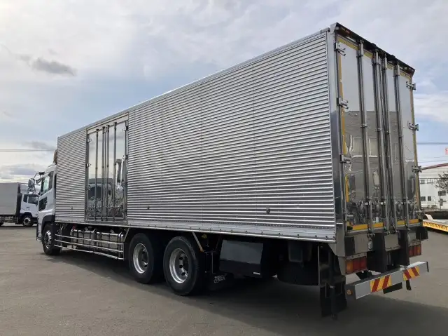 平成28年02月中古大型冷凍バン・ウィング日産UDクオンの画像7