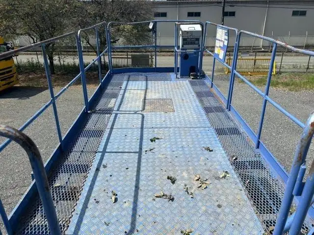 平成27年03月中古小型ミキサー車・高所作業車・その他特装車いすゞフォワードの画像20