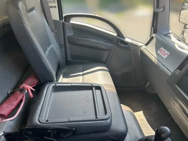 平成27年03月中古小型ミキサー車・高所作業車・その他特装車いすゞフォワードの画像5