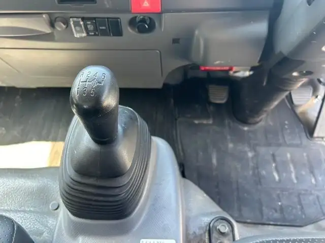 平成27年03月中古小型ミキサー車・高所作業車・その他特装車いすゞフォワードの画像8