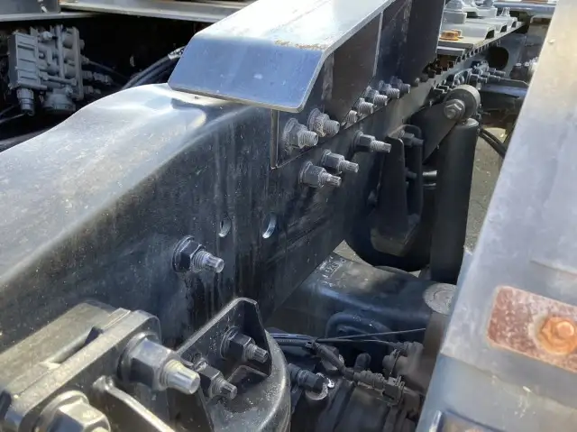 令和04年04月中古大型トラクタヘッド日産UDクオンの画像13