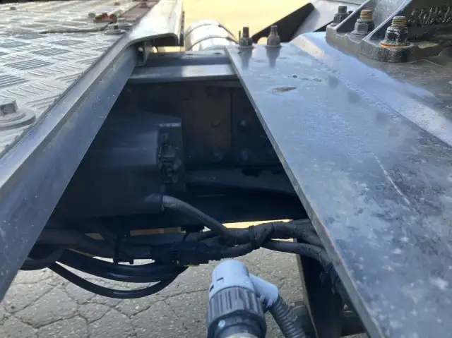 令和04年04月中古大型トラクタヘッド日産UDクオンの画像19