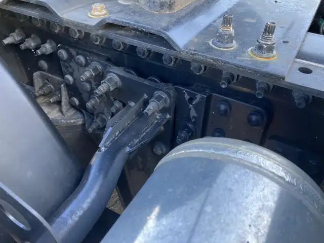 令和04年04月中古大型トラクタヘッド日産UDクオンの画像21