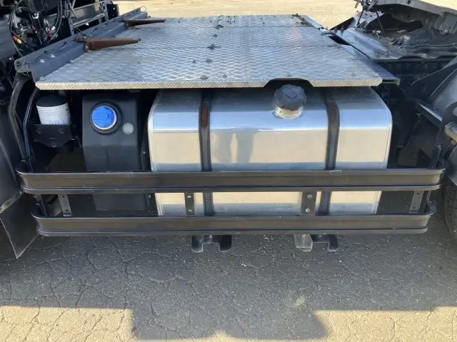 令和04年04月中古大型トラクタヘッド日産UDクオンの画像24