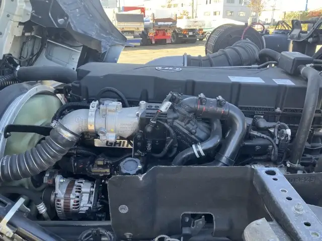 令和04年04月中古大型トラクタヘッド日産UDクオンの画像43