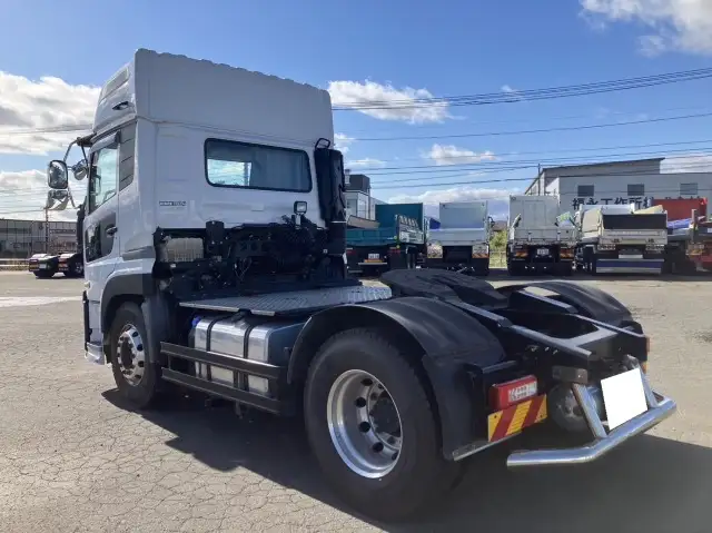 令和04年04月中古大型トラクタヘッド日産UDクオンの画像7